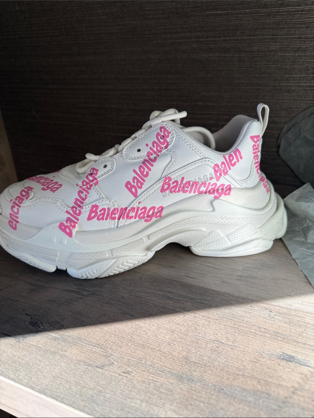 NIB Balenciaga White Chunky Sneaker with Pink Logo Print